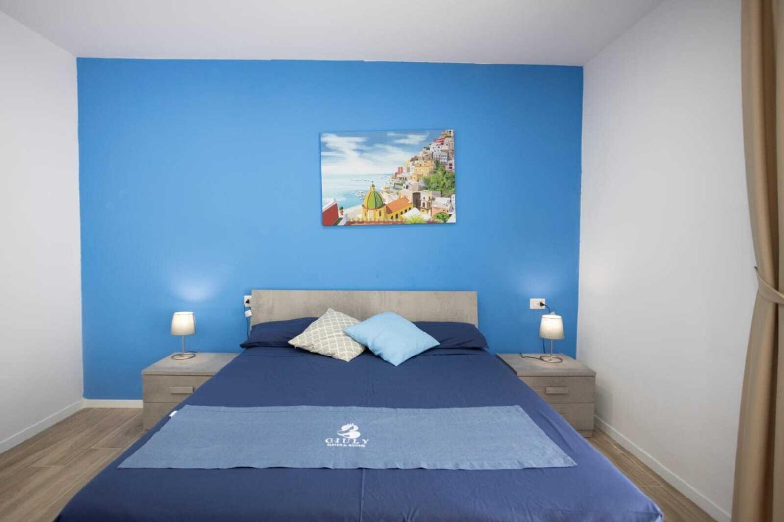 Giuly Suites & Rooms Neapol Zewnętrze zdjęcie