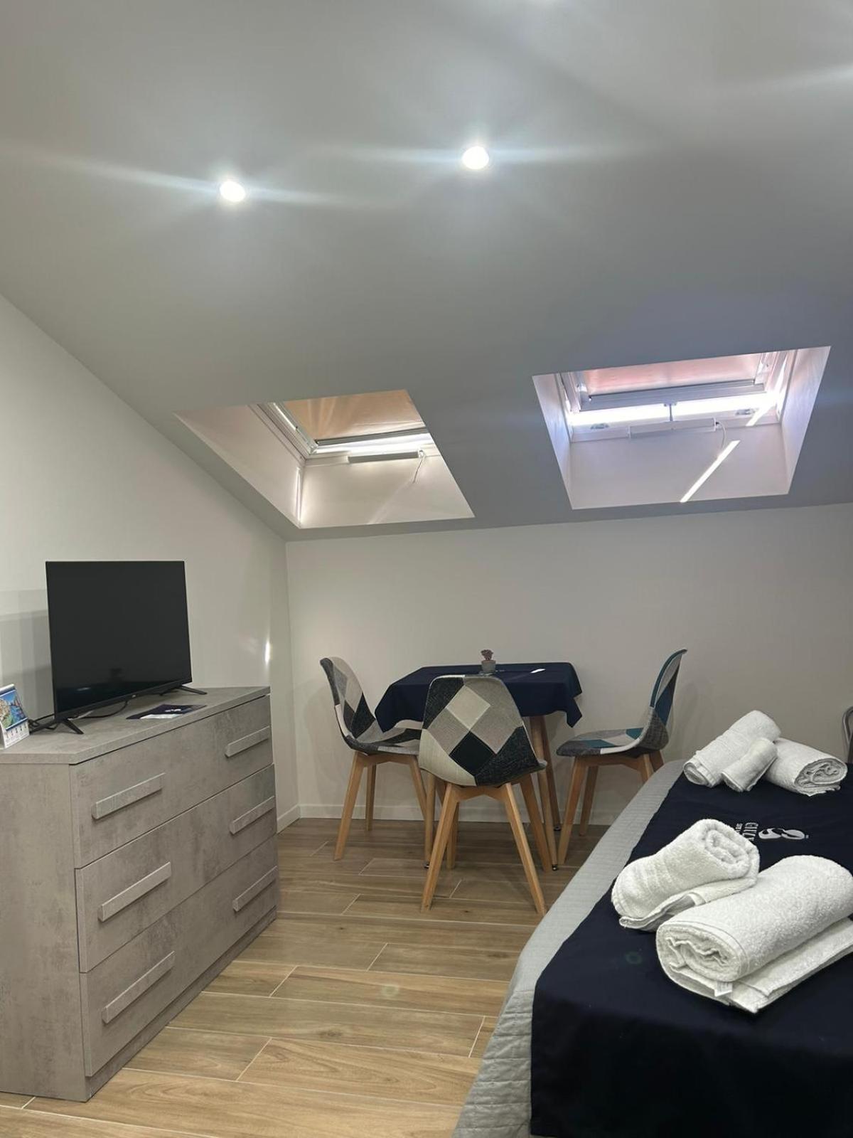 Giuly Suites & Rooms Neapol Zewnętrze zdjęcie