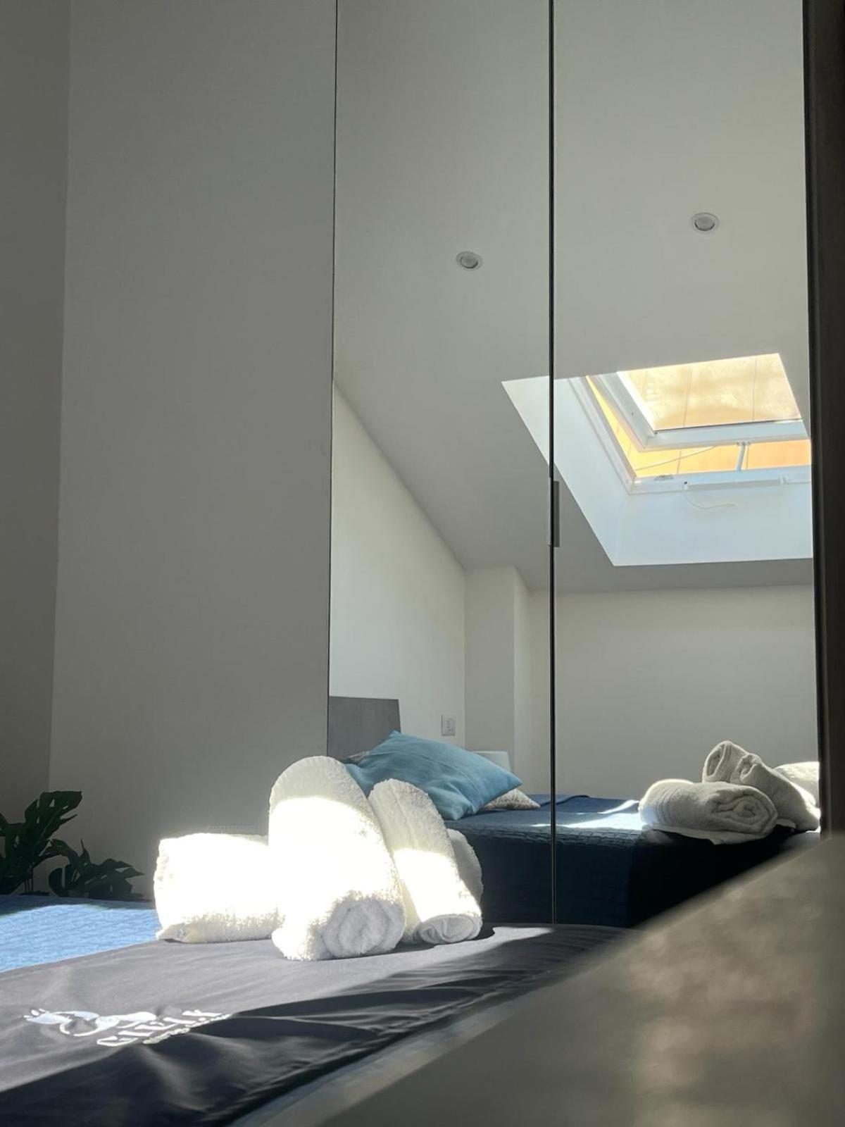 Giuly Suites & Rooms Neapol Zewnętrze zdjęcie