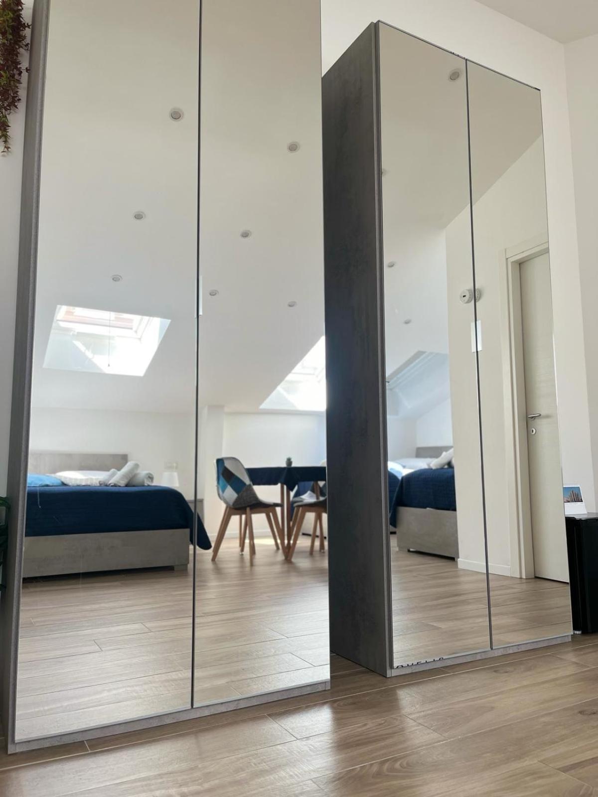 Giuly Suites & Rooms Neapol Zewnętrze zdjęcie